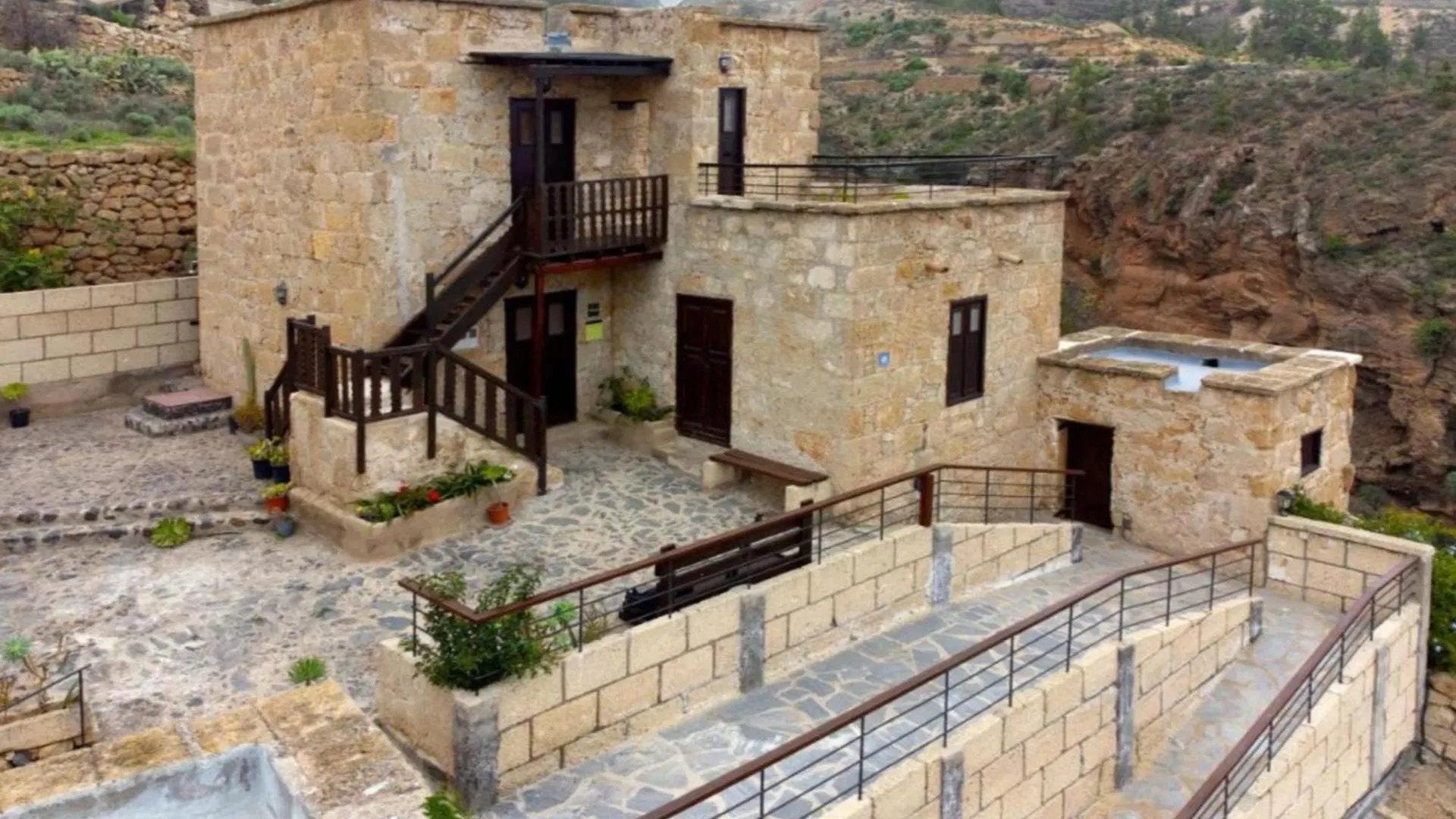 Willa Casa Con Bodega Tradicional Y Jardin Privado En Arico Pet Friendly Hiszpania